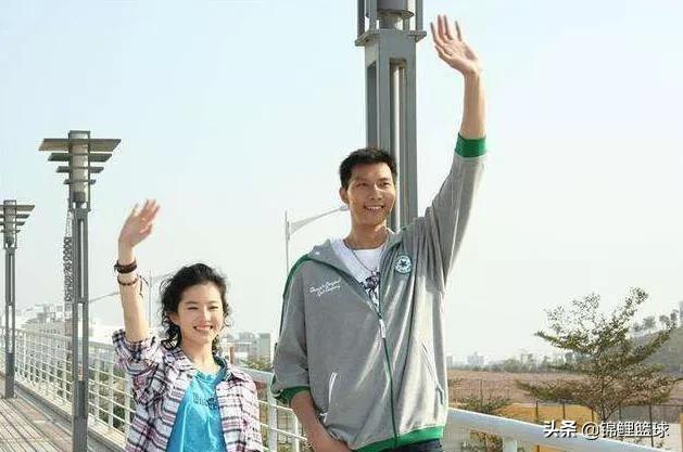 刘亦菲的老公是谁:当年绯闻中易建联和刘亦菲若结合，到底是谁高攀了谁