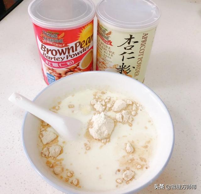 王梦溪未经处理雅照:最近想买一块机械表，听朋友说一万块以下都是假的，是这样吗？
