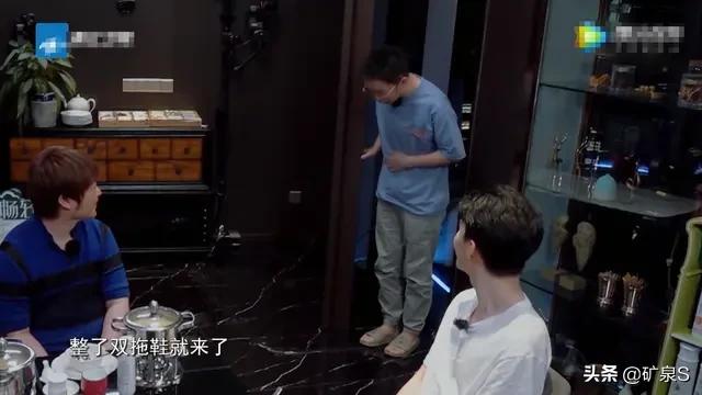 张婧仪和周迅:《向往的生活》每季不是都呆3个月左右，为何感觉只有10来天