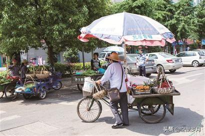 开局摆地摊卖大力:你觉得会出现大量摆摊卖二手房子的情况吗？