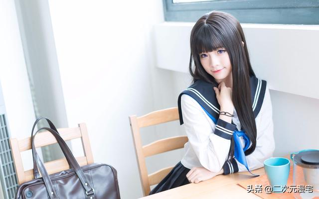 你觉得什么动漫人物是女生适合cos的？