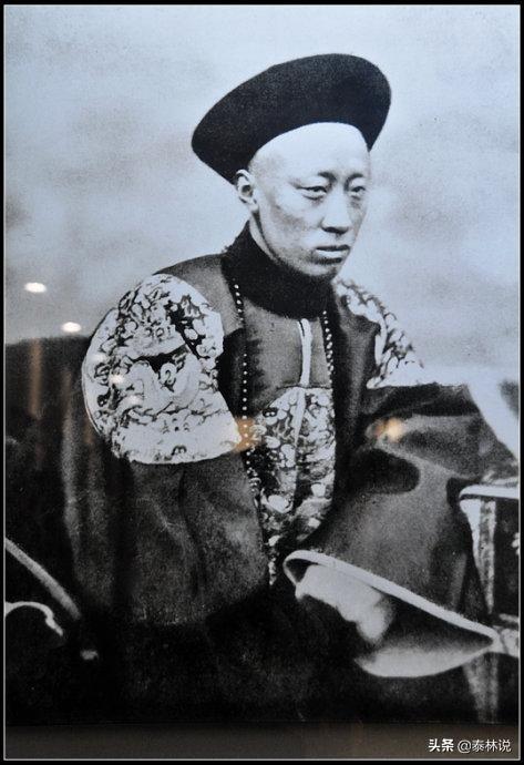 恭亲王:咸丰和恭亲王是一个妈养大的，为什么关系那么恶劣？