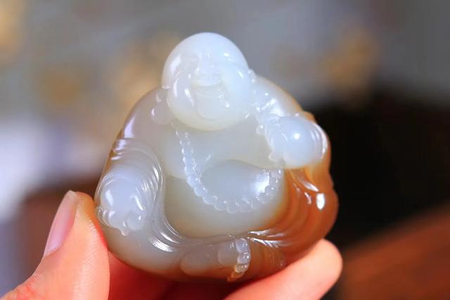 玉有收藏价值吗,现在除了和田玉，还有什么玉值得收藏的？