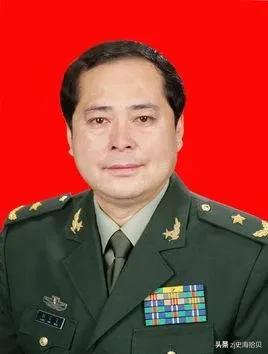 田子琳:令妃只是一出身卑微的侍女，且为汉人之女，为何最后能荣封皇后