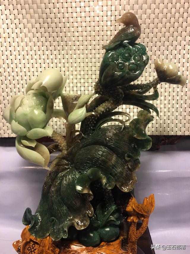 最便宜翡翠批发市场,在瑞丽和四会市买翡翠哪个最划算？