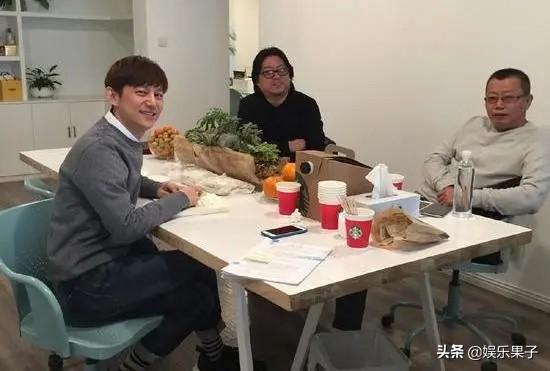 张亚东是女神收割机吗:现在娱乐圈谁的人脉最广？是何炅吗？