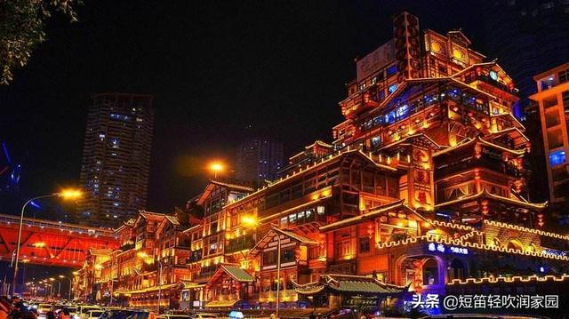 一个外地人去重庆<a href=https://maguai.com/list/55-0-0.html target=_blank class=infotextkey>生活</a>应该注意什么(重庆本地人多还是外地人多)