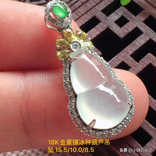 新手自己能加工翡翠吗,买原石自己加工翡翠饰品一定划算吗？