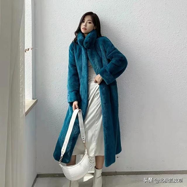火焰貂:怎么样才能让貂皮大衣穿的久不掉毛？