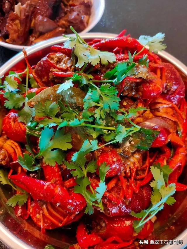 带了50年的翡翠手镯,戴了10年的玉镯，质量如何？