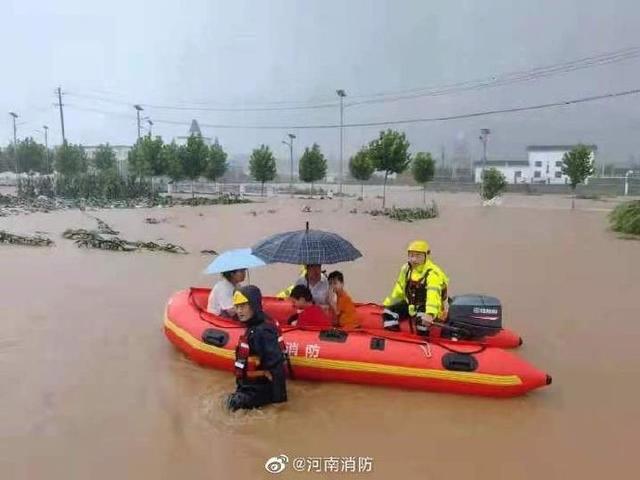 7.15新疆特大暴狱，历史上最大的雨有多大？说说你的亲身经历吧？