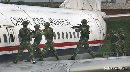 天津航空7554航班劫机事件，为什么有人会说海南航空被劫机的可能性最小