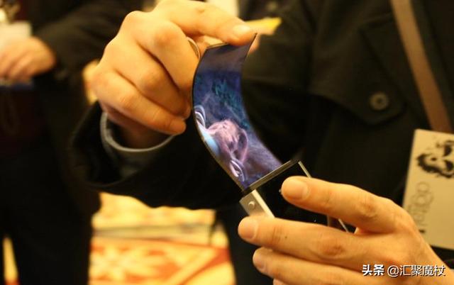 是谁开发出手机曲面屏这种“反人类设计”？你怎么看？插图6