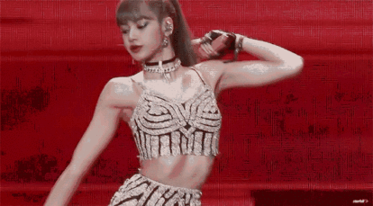 lisa蔡徐坤cp感:《青春有你2》为什么选手们看起来更崇拜Lisa而不是蔡徐坤