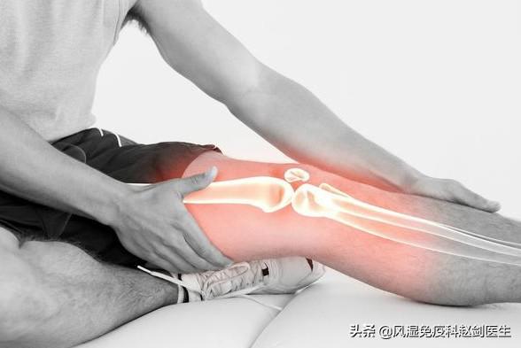 患了骨性关节炎怎么治疗:关节坏了，走不动路了怎么办？骨关节炎吃药还是手术好？