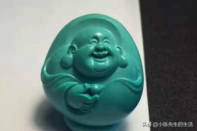 岫玉和翡翠哪个对身体好,为什么有些岫岩玉和玉髓比翡翠便宜、廉价？