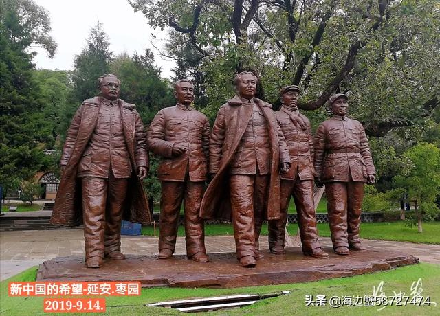 希望重温红色旅游景点,有哪些推荐？