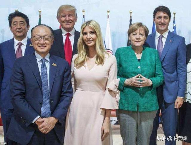朱正廷带狗狗走红毯:特朗普的女儿伊万卡，真人有宣传的那么好吗？