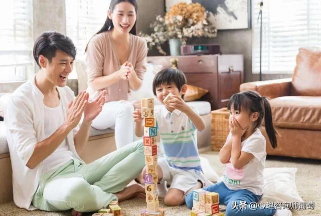 抗疫情手抄报,抗击疫情手抄报的字怎么写好看？