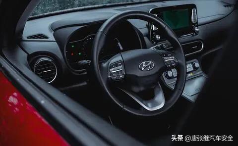 北京现代纯电动汽车，欲打造为最实用的纯电动汽车，现代Kona EV驾驶体验如何