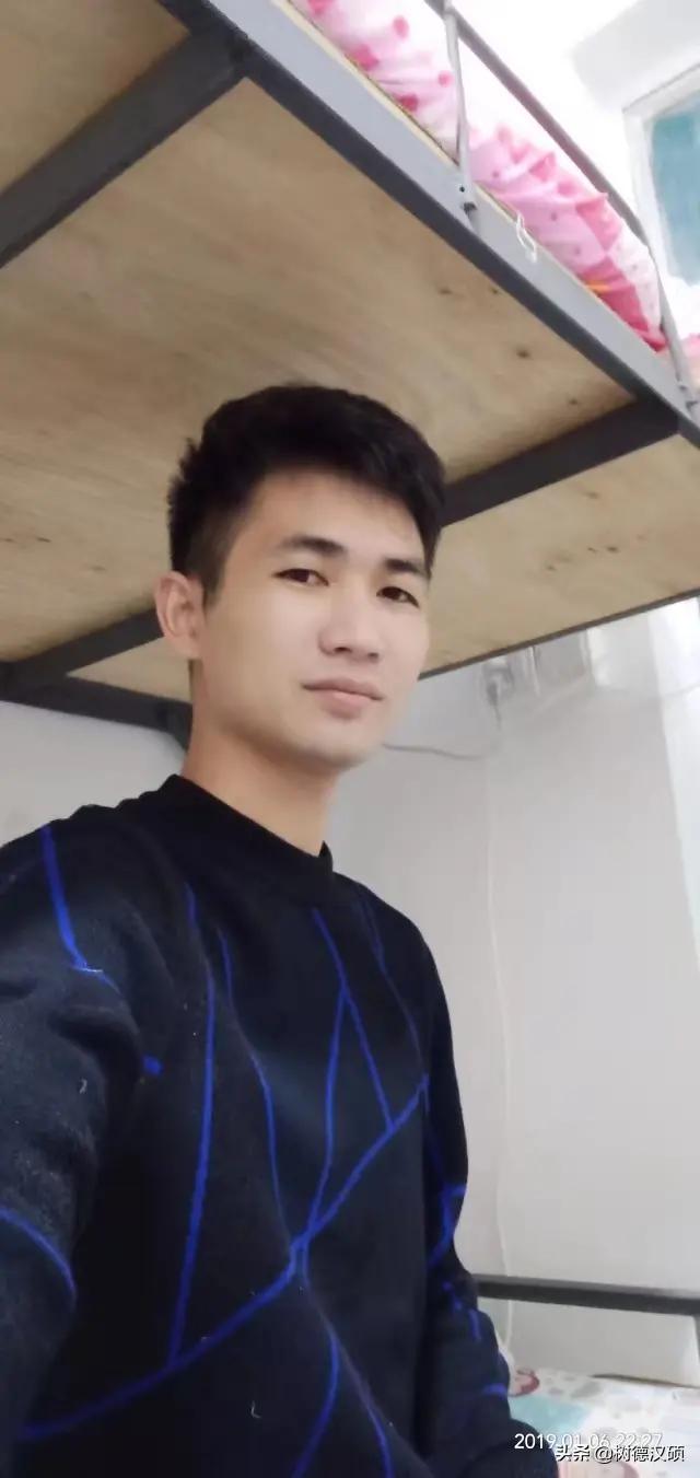 抖腿:男抖腿穷，女抖腿贱，有科学依据吗？