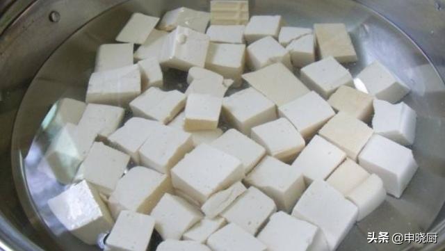 为什么我做的麻婆豆腐豆腐有点酸？