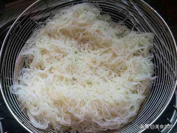 广东河源炒米粉的做法是什么，广东河源炒米粉的做法是什么？