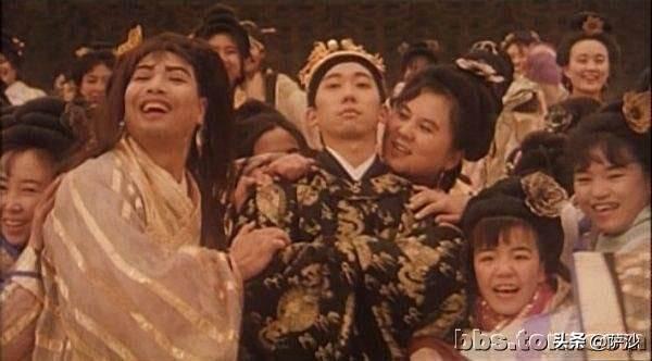 身份证照片为什么照的那么丑，工作人员拍照的时候又不提醒一下？:丑女照片真实点的 第4张