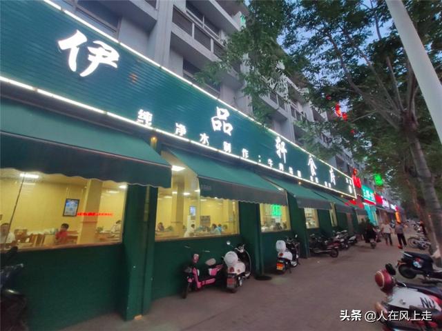 吸引顾客进店的<a href=https://maguai.com/list/28-0-0.html target=_blank class=infotextkey>广告</a>语:茶叶店如何吸引顾客进店？