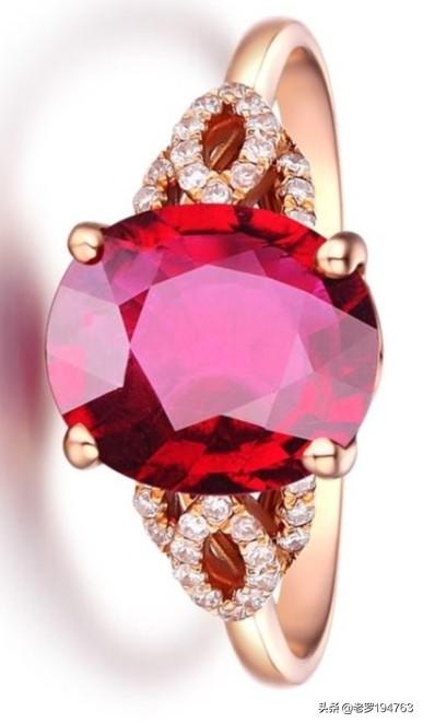 真正的红宝石戒指图片,有荣宝斋签印的红宝石戒指值钱吗？