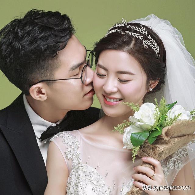 属狗女最佳婚配年龄,你认为女孩什么年龄段结婚最好？