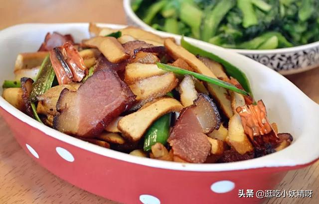 配菜,你家吃腊肉选用什么做配菜？