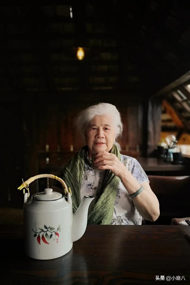 如何避免成为一个肥腻的中年妇女？