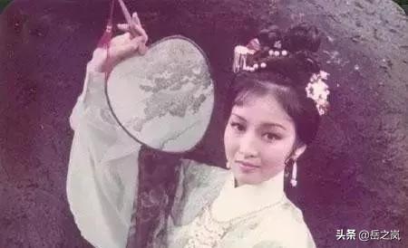 你如何理解王国维所说,词以五代、北宋独绝？