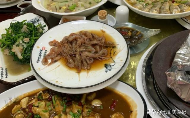 为什么上海大多数火锅店可以营业了？