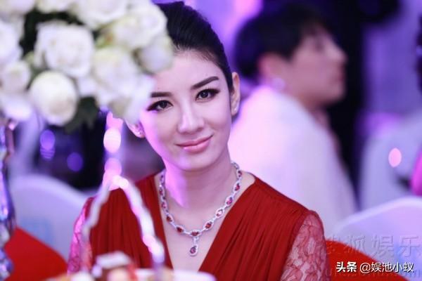 黄奕为什么离婚:为什么黄毅清经常撕黄奕？