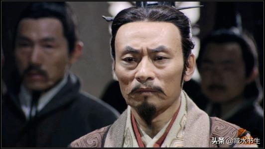 太行山突围:《亮剑》里的“老总”是谁？和他一起聊天的那个长脸又是谁？