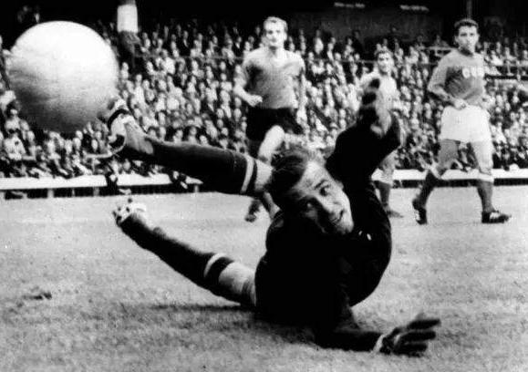 足球史上最强十一人分别是谁？插图1