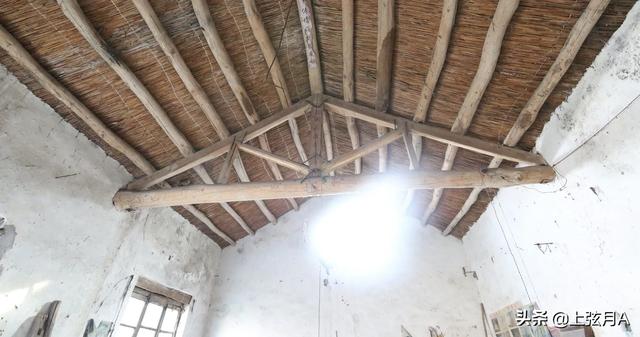 风水房子只能住十年,俗语“房过三代必走人”是什么意思？