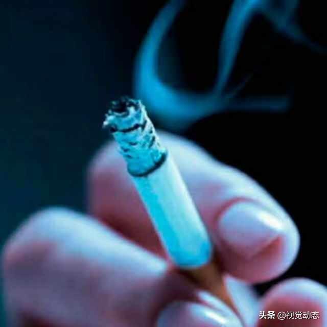 电影电视剧中哪个明星抽烟最帅？为什么？