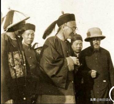 曾国荃:曾国荃为何不和哥哥分享自己的财富？