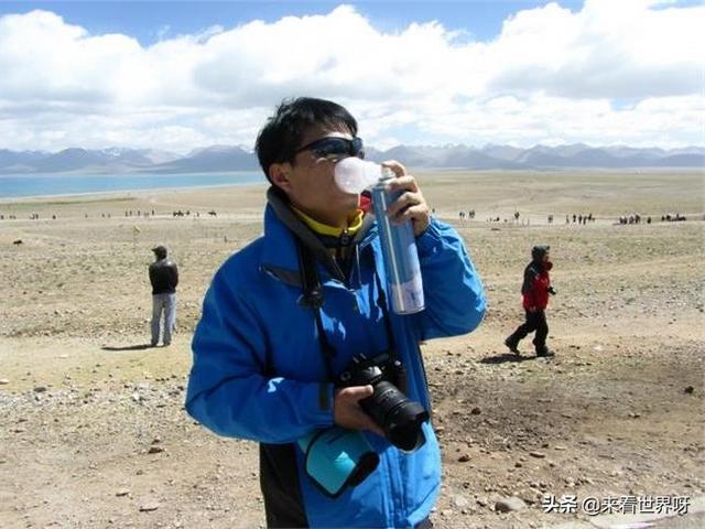 太空行走第一人:人直接在太空里暴露会先憋死还是先冻死？