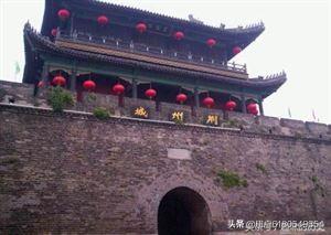 《三国演义》里的荆州城现在在哪？