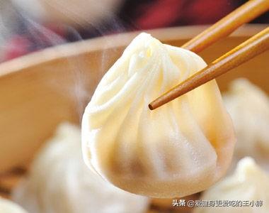 北京巨星犬舍 小龙:请问哪里可以吃到正宗的小笼包？