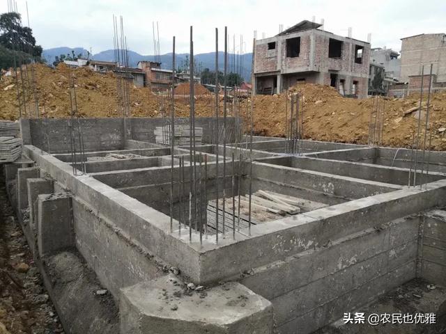 现在的一些农村自建房喜欢抬高地基这有什么讲究吗
