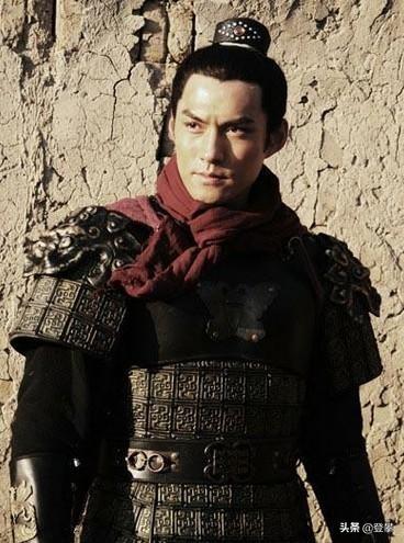 燕小乙:在《水浒传》中，你认为燕青是不是喜欢李师师呢