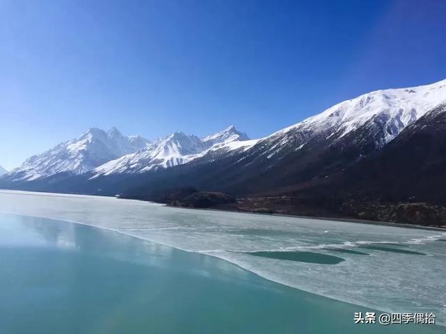 淡然的图片:有没有张云雷看着会让人有种不怒自威的感觉的照片？