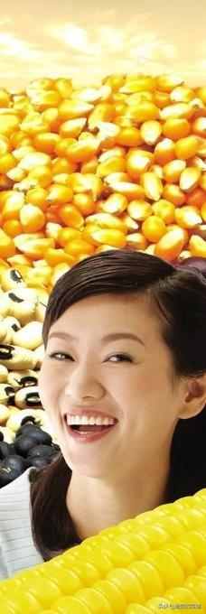 描写田地间田园里丰收的词语都有什么？