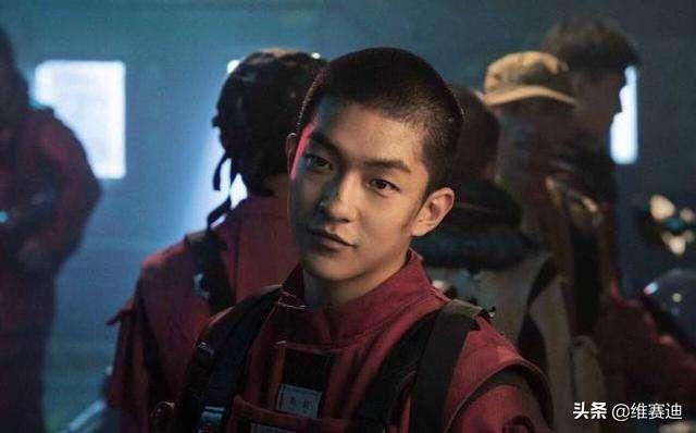 屈楚萧:女孩们如果世界上只剩下蒋劲夫，罗志祥，屈楚萧，你选谁？