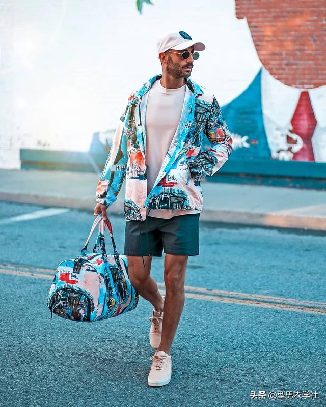 gucci狗年波士顿梗犬刺绣25:目前最热门的男装品牌是什么？